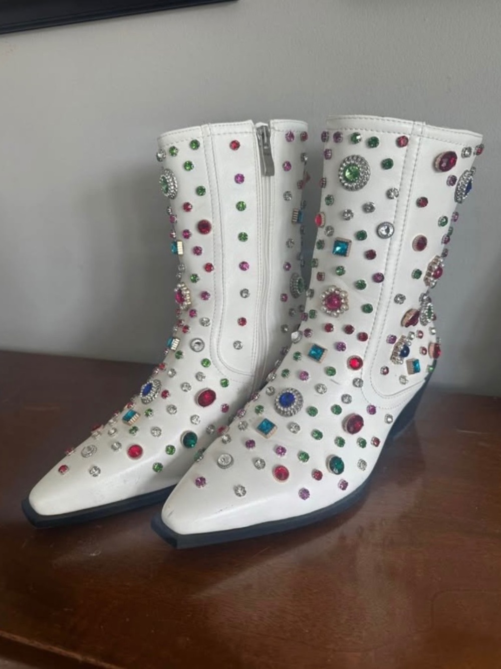Azalea Wang Sprinkles Embellished Bootie In White